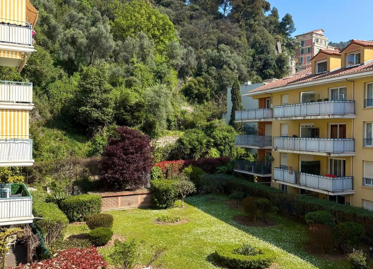 Appartement A La Semaine ニース アパート